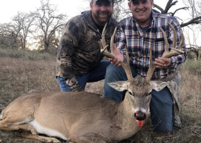 Whitetail Hunt TX